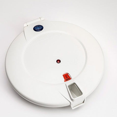 Pivotell Pager - Automatic Pill Dispenser - closed