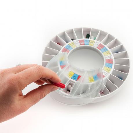 Pivotell® Advance Filling Funnel in use